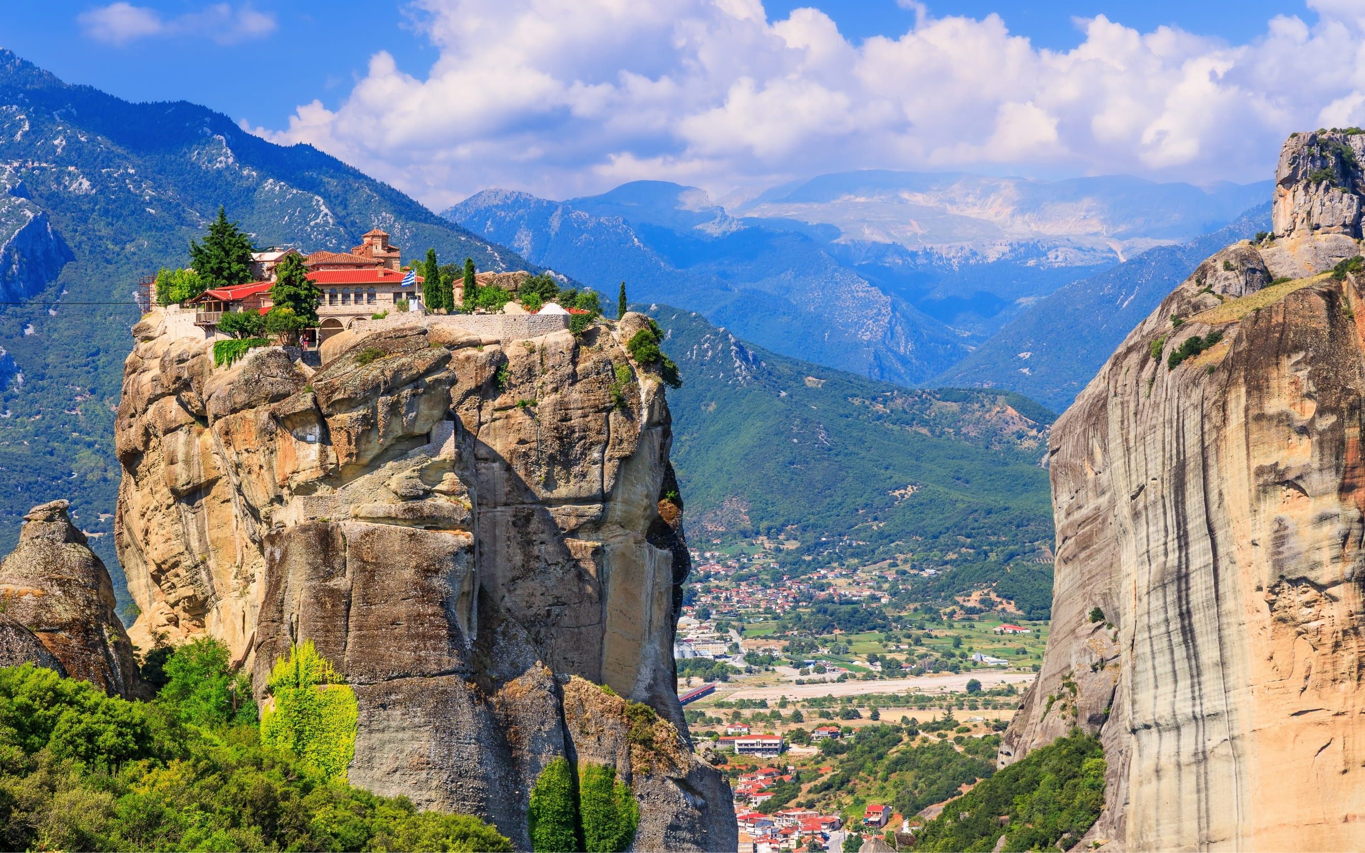 Yılbaşı Özel Selanik Kavala ve Meteora Masalı Turu / 2 Gece Konaklamalı /  İstanbul Çıkışlı